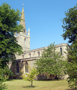 Harrold church from the south east May 2008
